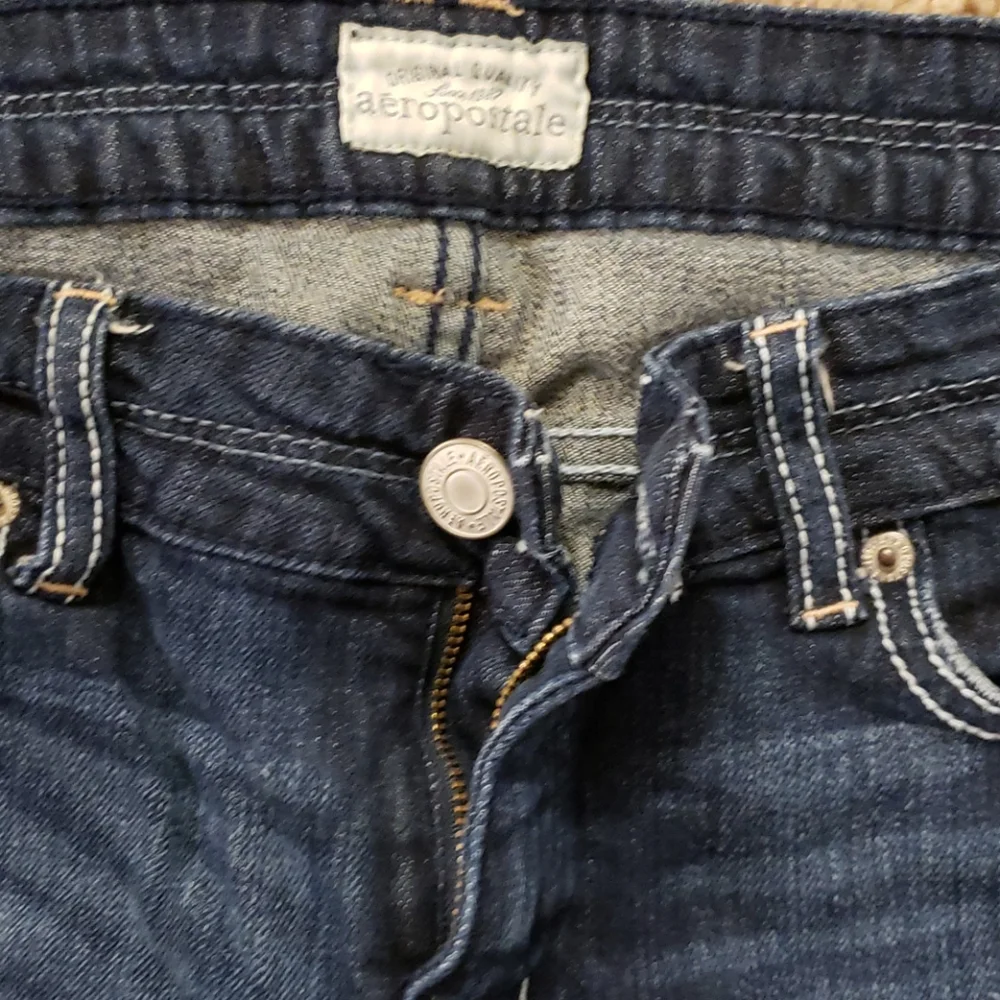 Aeropostale Denim Shorts Size 5/6 Cuffed Dark Wash Low Rise Stretch Casual - Picture 2 of 4